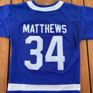 Children's Size 4/7 Auston Matthews Toronto Maple Leaf Jersey EUC